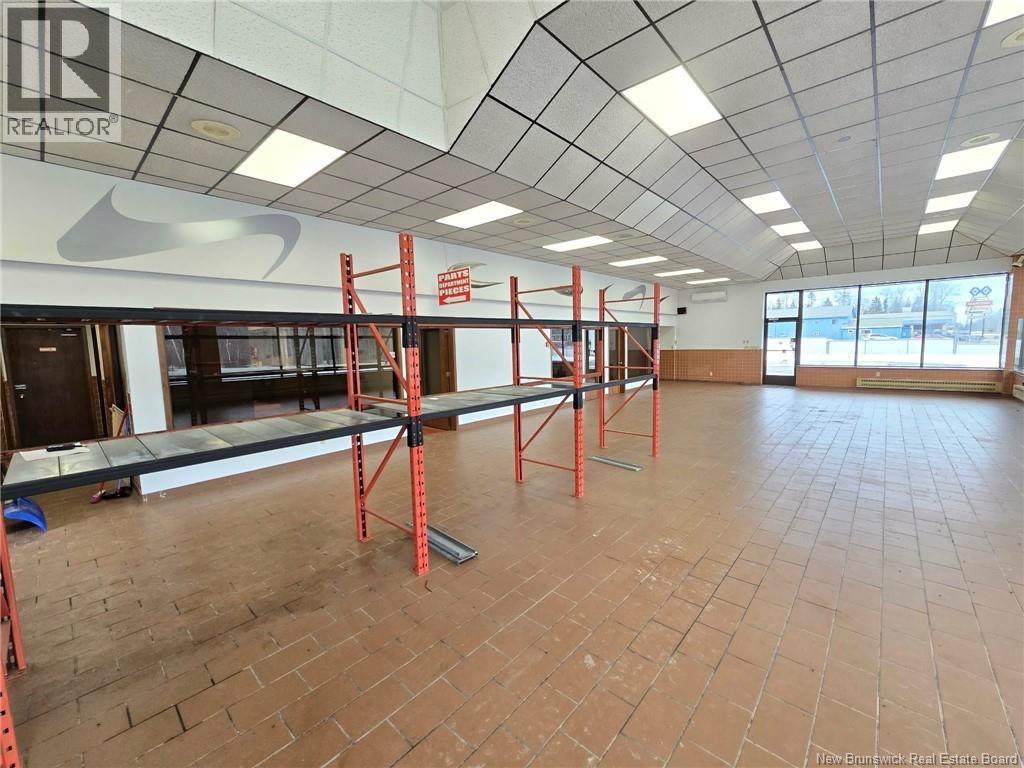 2886 Miramichi Avenue, Bathurst, New Brunswick  E2A 3Z3 - Photo 12 - NB134697