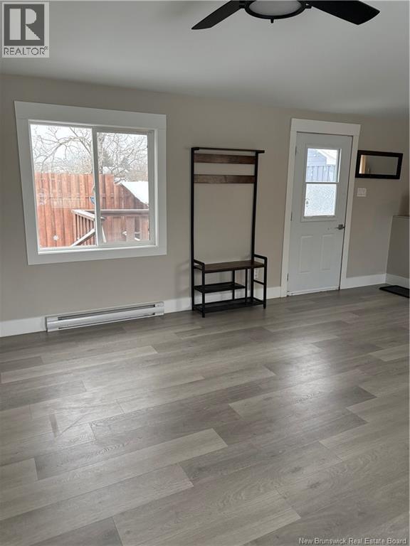 29 Railway Avenue, Pointe-Du-Chêne, New Brunswick  E4P 2W6 - Photo 3 - NB134468