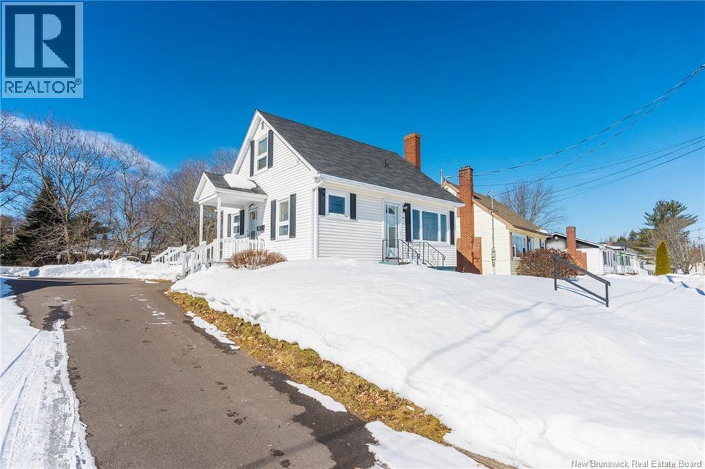 46 Lynwood Drive, Moncton, New Brunswick  E1A 3Z7 - Photo 4 - NB134695