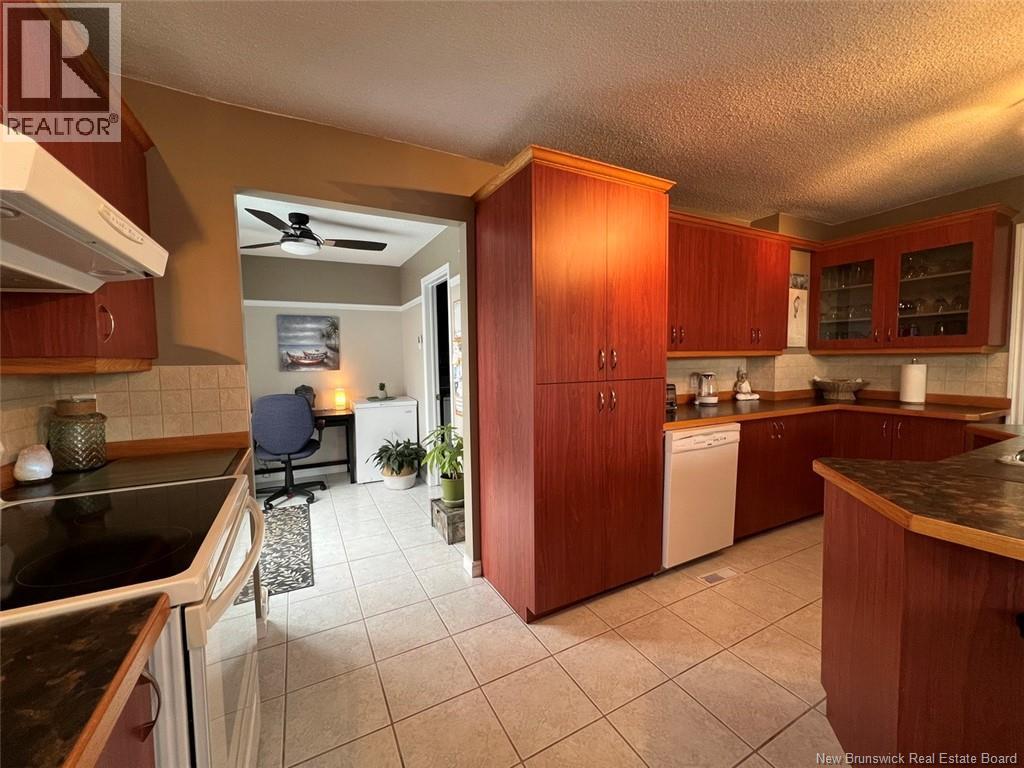 120 34th Avenue, Edmundston, New Brunswick E3V 2T6 - Photo 10 - NB134775
