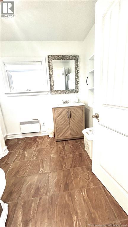 7731 2 Du Havre Street, Bas-Caraquet, New Brunswick  E1W 5W9 - Photo 14 - NB133616