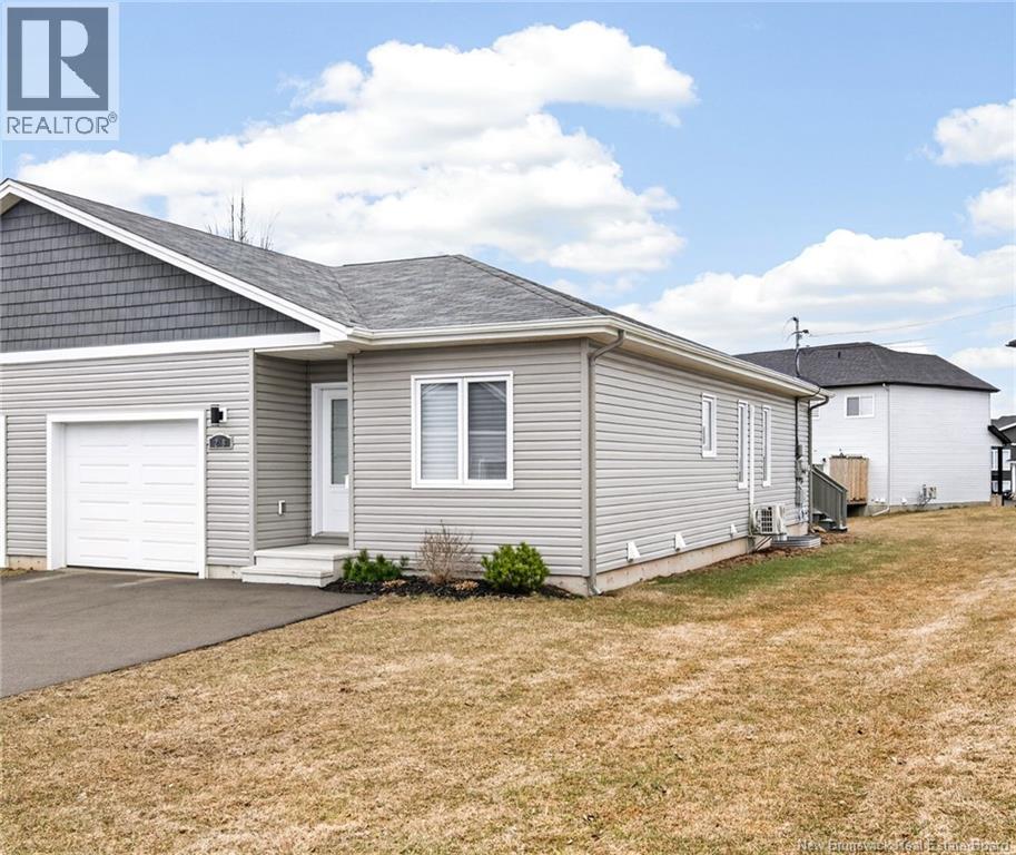 28 Aimé Street, Dieppe, New Brunswick  E1A 9M3 - Photo 2 - NB134717