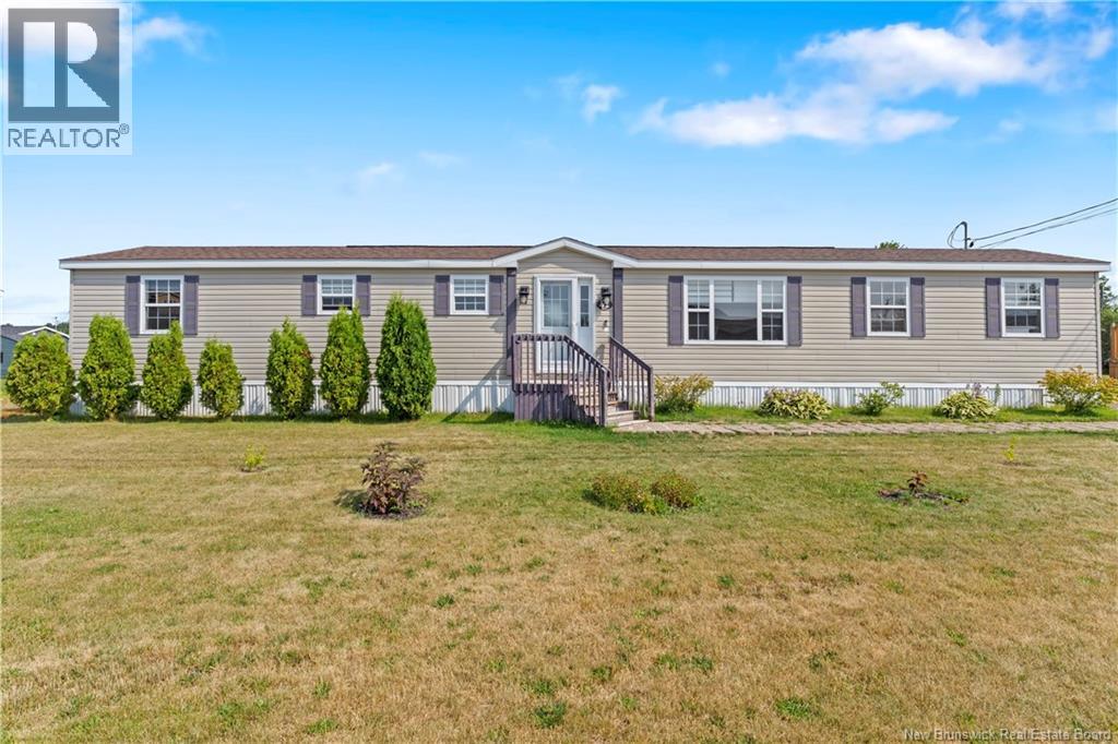 42 Tracadie Drive, Dieppe, New Brunswick  E1A 8P2 - Photo 2 - NB134912