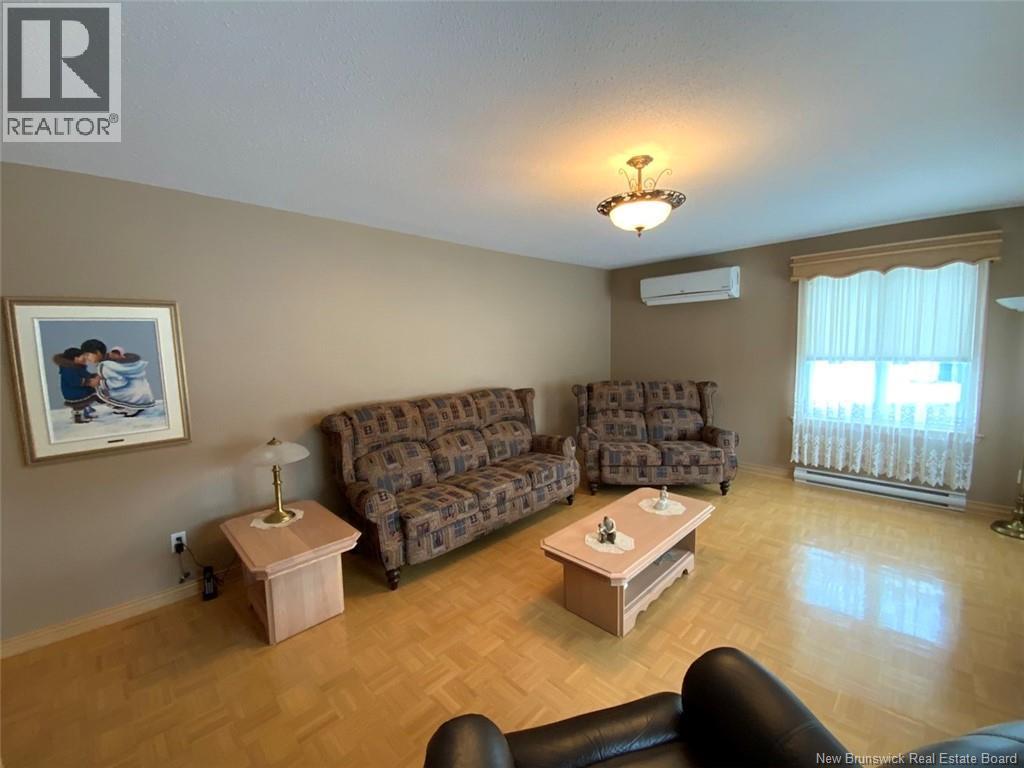 432 Isidore-Boucher Boulevard, Saint-Jacques, New Brunswick  E7B 1Y1 - Photo 3 - NB134972