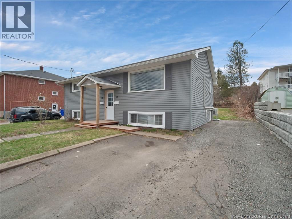 10-12 Wolfe Avenue, Moncton, New Brunswick  E1C 3Y1 - Photo 1 - NB134522