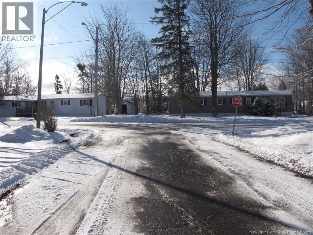 12 Pinetree Street, Moncton, New Brunswick  E1H 2Z6 - Photo 12 - NB135041