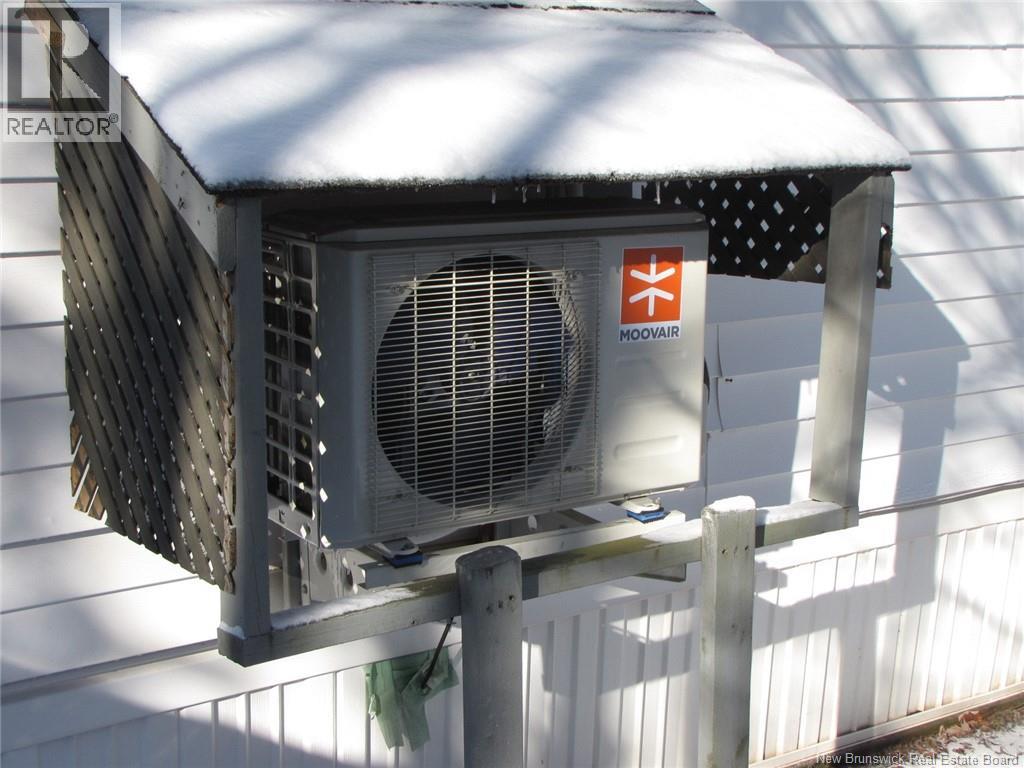 12 Pinetree Street, Moncton, New Brunswick  E1H 2Z6 - Photo 8 - NB135041