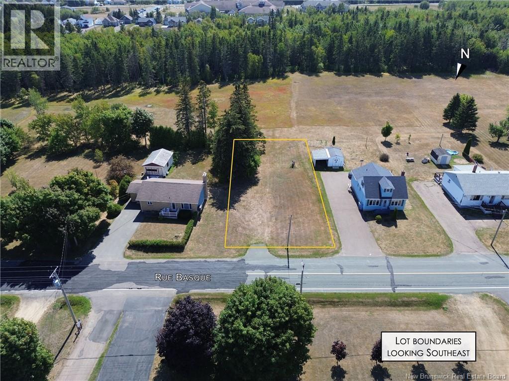 596 Basque Street, Tracadie, New Brunswick E1X 1B1 - Photo 10 - NB135035