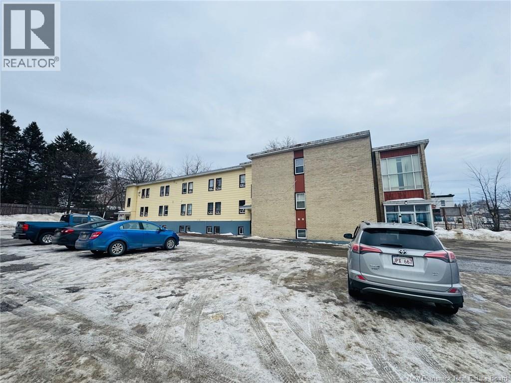 166 Roseberry Street, Campbellton, New Brunswick E3N 2H1 - Photo 4 - NB135076