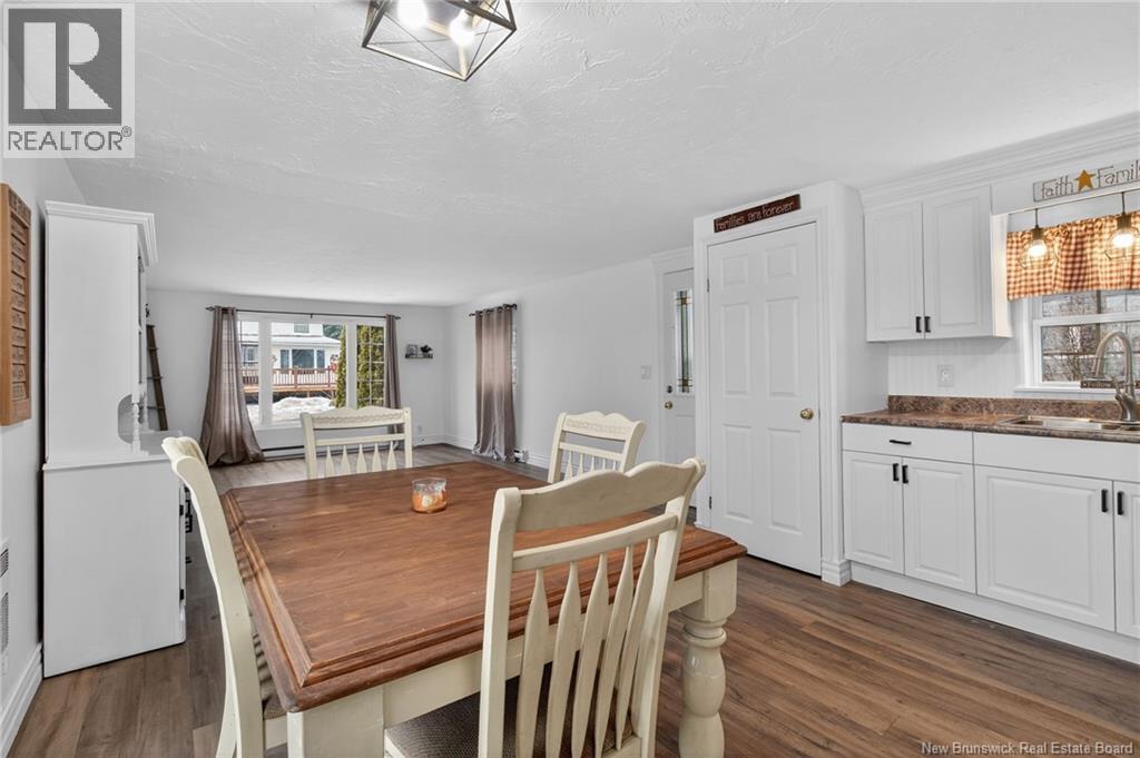 21 Mclaughlin, Bouctouche, New Brunswick  E4S 3P2 - Photo 5 - NB134800