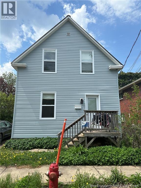 496 Robinson, Moncton, New Brunswick  E1C 5E6 - Photo 2 - NB135119
