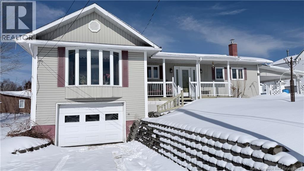 4 Rue Saint Francois, Sainte-Anne-De-Madawaska, New Brunswick