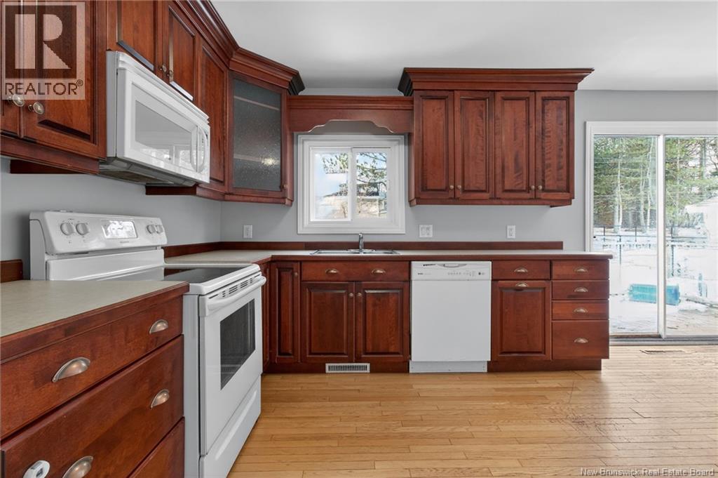 301 Buckingham Avenue, Riverview, New Brunswick  E1B 2P4 - Photo 5 - NB135249