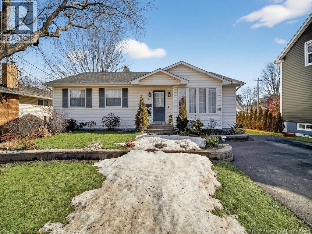 24 McClelan Avenue, Riverview, New Brunswick