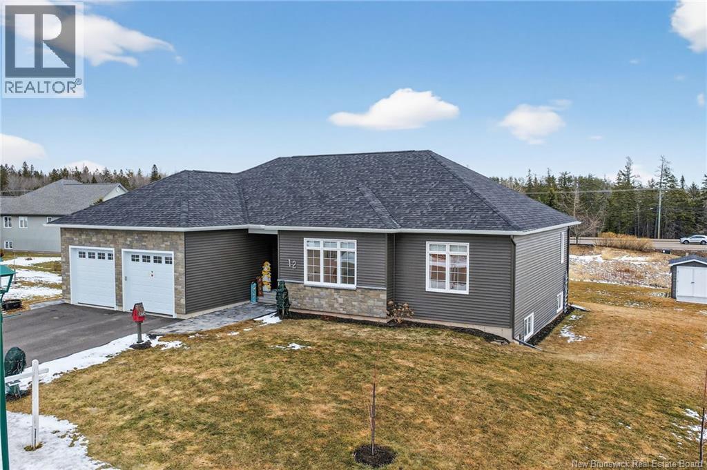 12 Congressional Crescent, Moncton, New Brunswick E1H 3L2 - Photo 2 - NB135270