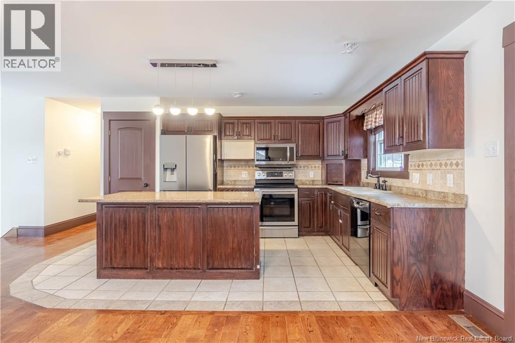 154 Jeremy Street, Fredericton, New Brunswick  E3A 5V6 - Photo 7 - NB134919