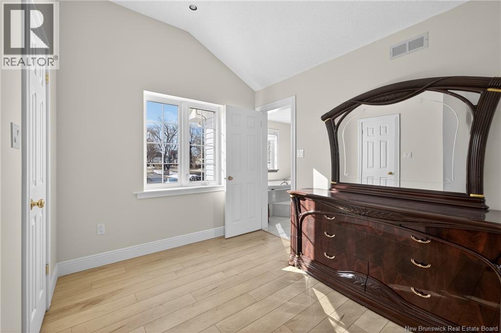 196 Rue Blanchard, Caraquet, New Brunswick E1W 1A5 - Photo 29 - NB134343