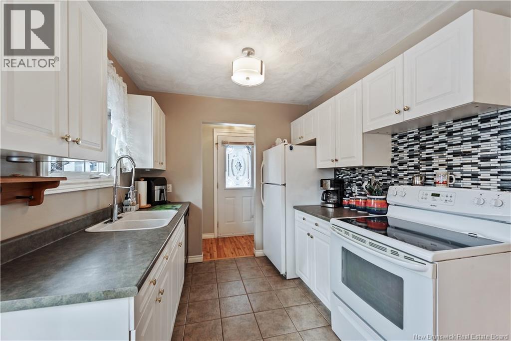 199 Cedar, Moncton, New Brunswick  E1C 7L6 - Photo 6 - NB135264