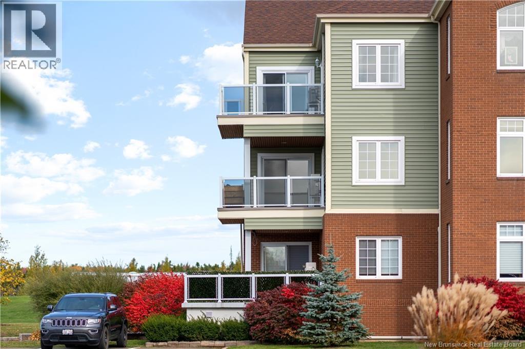 163 Royal Oaks Boulevard Unit# 201, Moncton, New Brunswick  E1H 2C7 - Photo 3 - NB135427