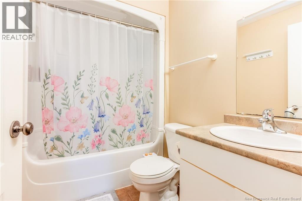 200 Lonsdale Drive, Moncton, New Brunswick  E1G 5G3 - Photo 29 - NB135081