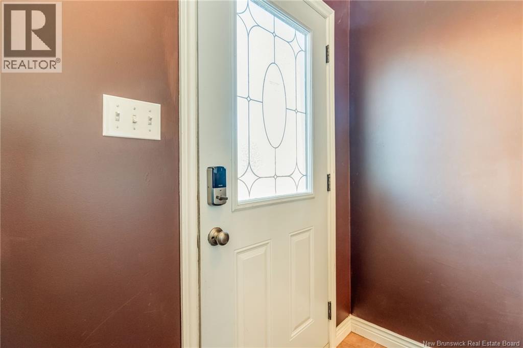 200 Lonsdale Drive, Moncton, New Brunswick  E1G 5G3 - Photo 4 - NB135081