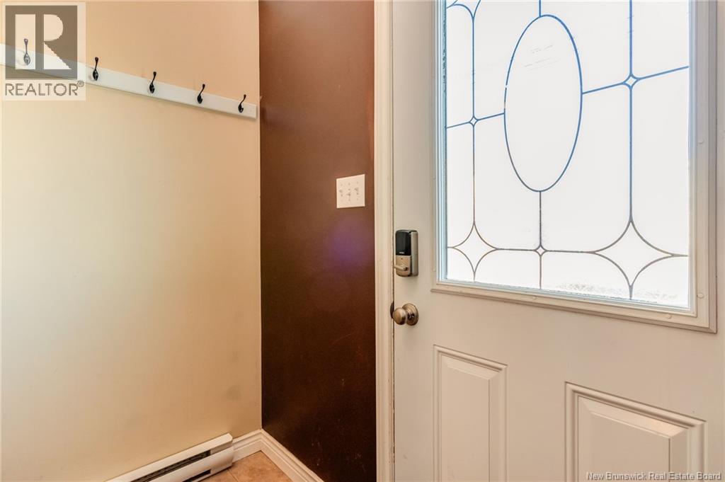 200 Lonsdale Drive, Moncton, New Brunswick  E1G 5G3 - Photo 5 - NB135081