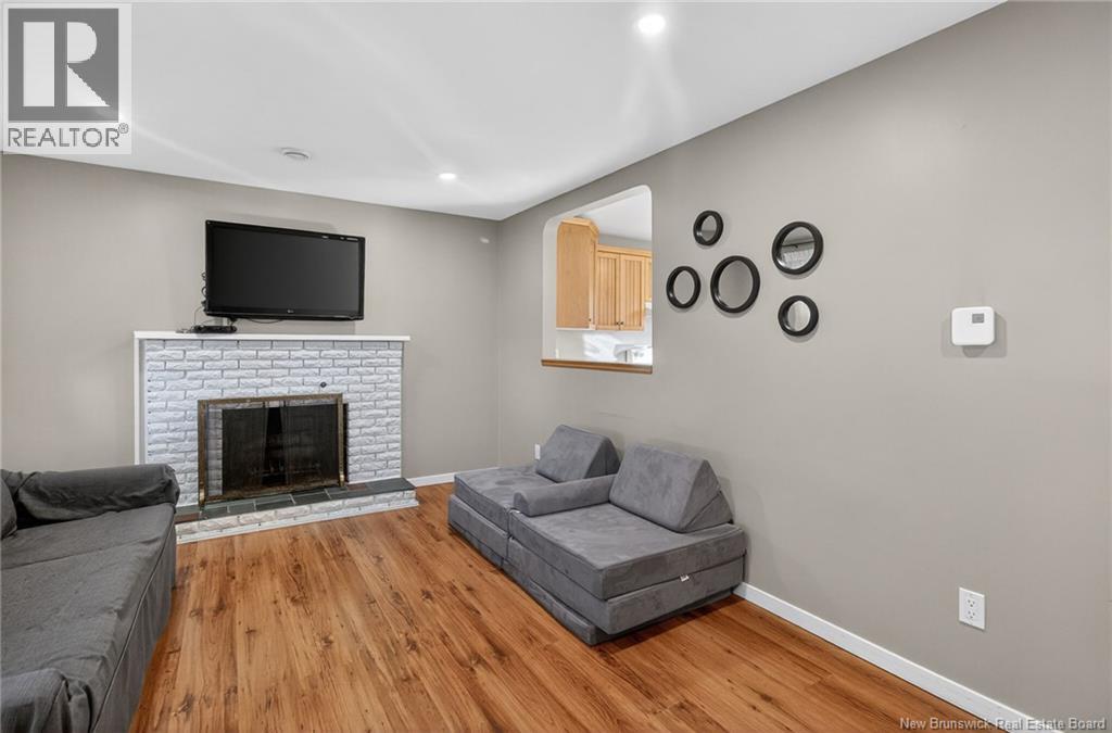 19 Larose, Dieppe, New Brunswick  E1A 5B7 - Photo 12 - NB135479