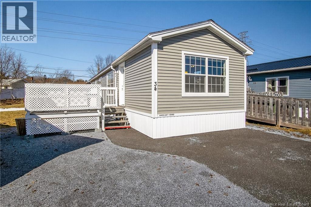 34 Violet Street, Saint John, New Brunswick  E2M 5M3 - Photo 3 - NB135590