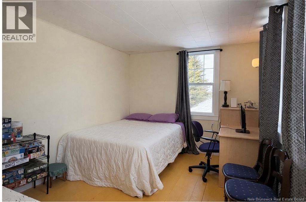 1853 Schryer, Bathurst, New Brunswick  E2A 4Y4 - Photo 16 - NB135577