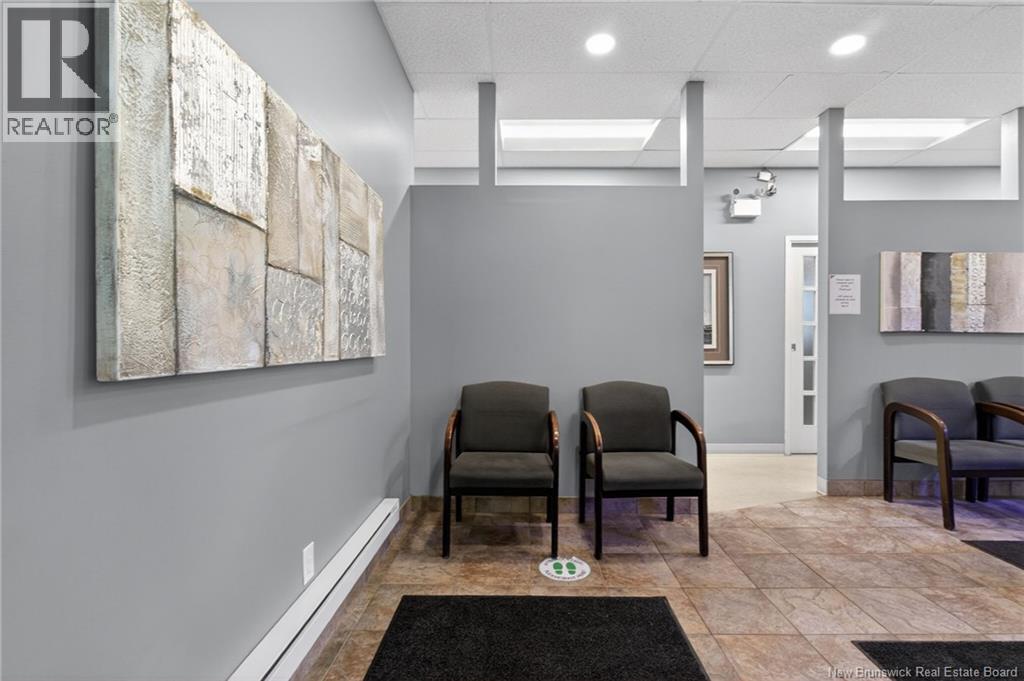 710 Elmwood, Moncton, New Brunswick E1A 2X7 - Photo 14 - NB135535