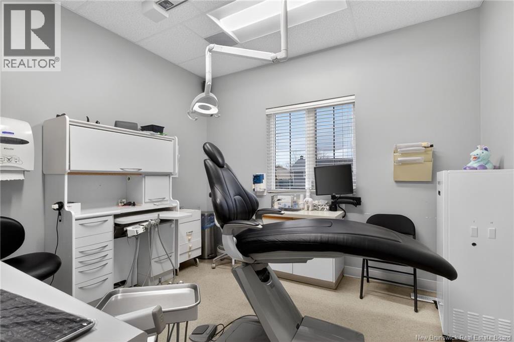 710 Elmwood, Moncton, New Brunswick E1A 2X7 - Photo 24 - NB135535