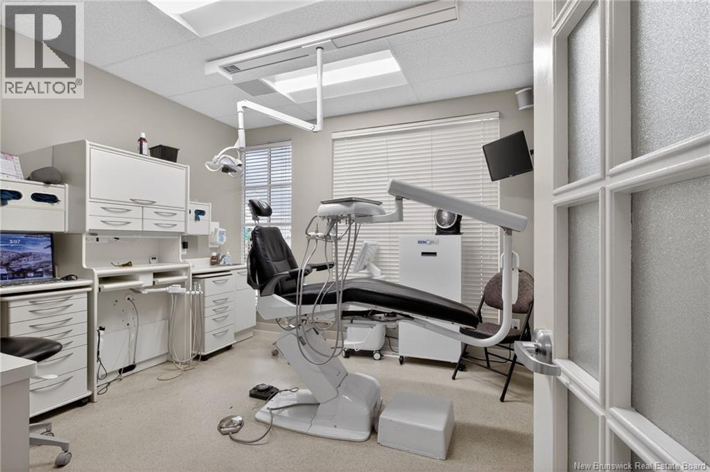 710 Elmwood, Moncton, New Brunswick E1A 2X7 - Photo 26 - NB135535