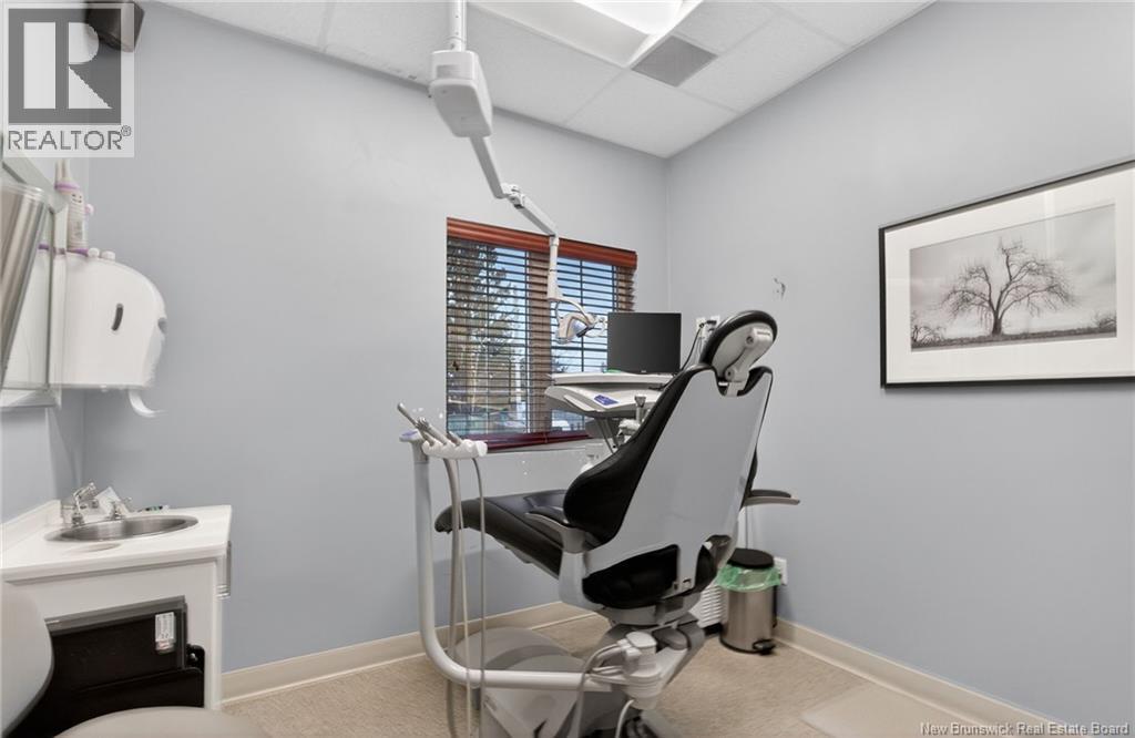 710 Elmwood, Moncton, New Brunswick E1A 2X7 - Photo 32 - NB135535