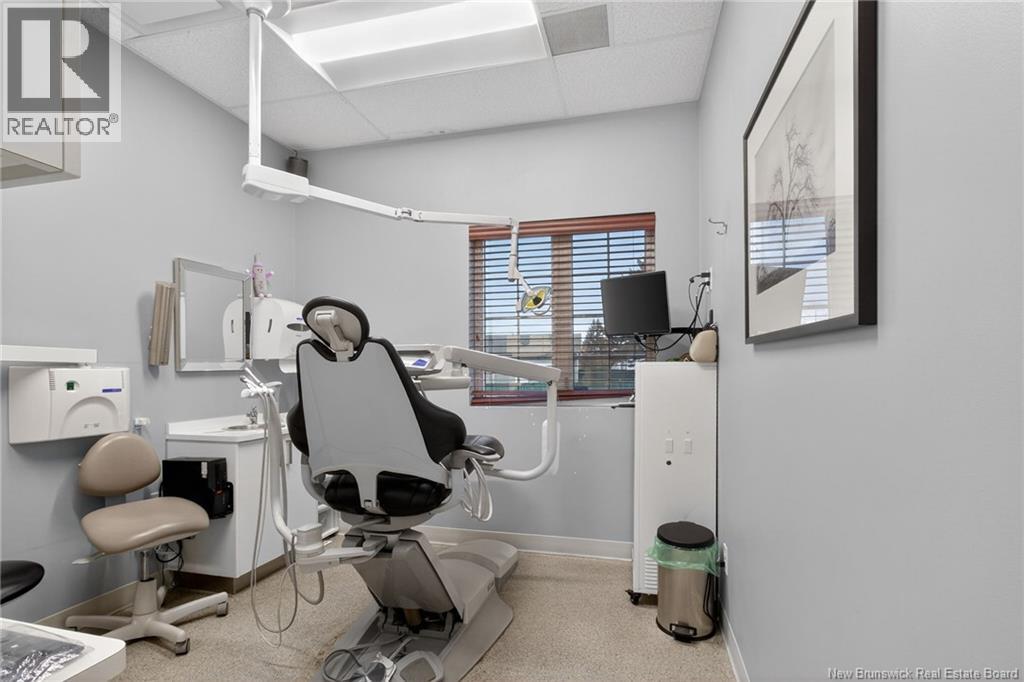 710 Elmwood, Moncton, New Brunswick E1A 2X7 - Photo 33 - NB135535