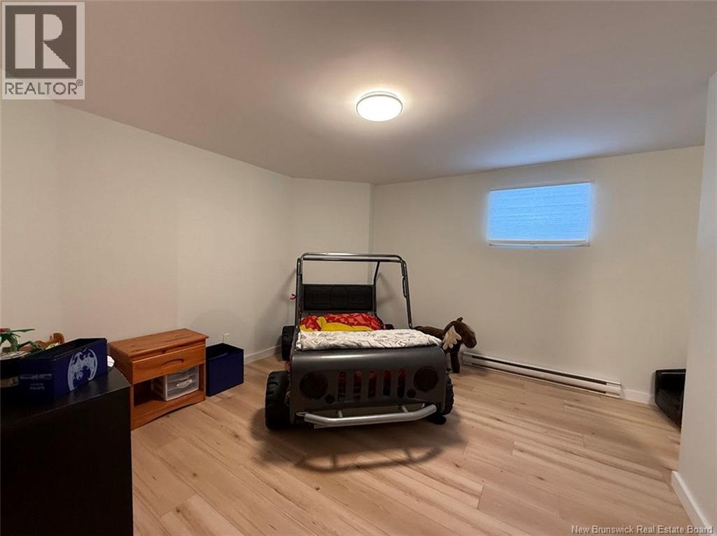 8 Des Plaines Avenue, Edmundston, New Brunswick  E3V 4X4 - Photo 13 - NB135499