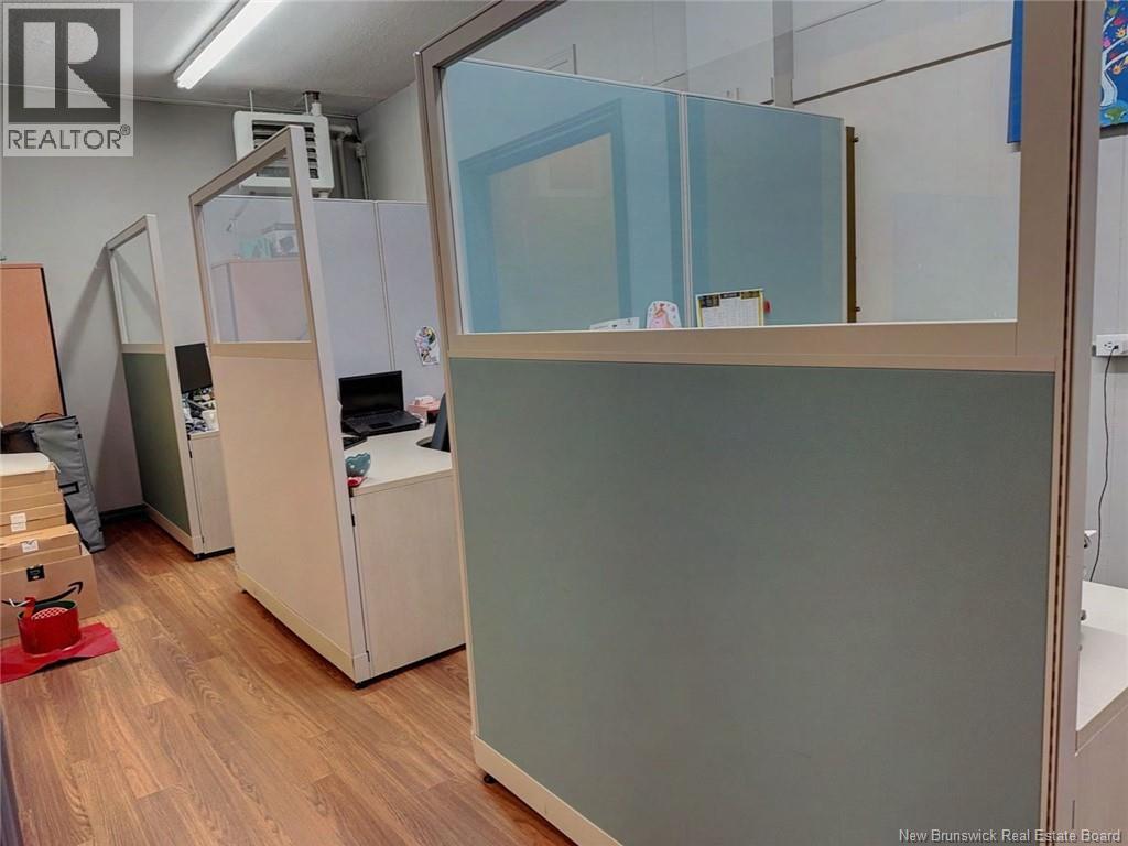 59 Queen Street, Edmundston, New Brunswick  E3V 1A4 - Photo 10 - NB135710