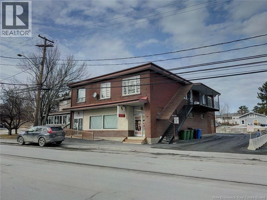 59 Queen Street, Edmundston, New Brunswick  E3V 1A4 - Photo 2 - NB135710