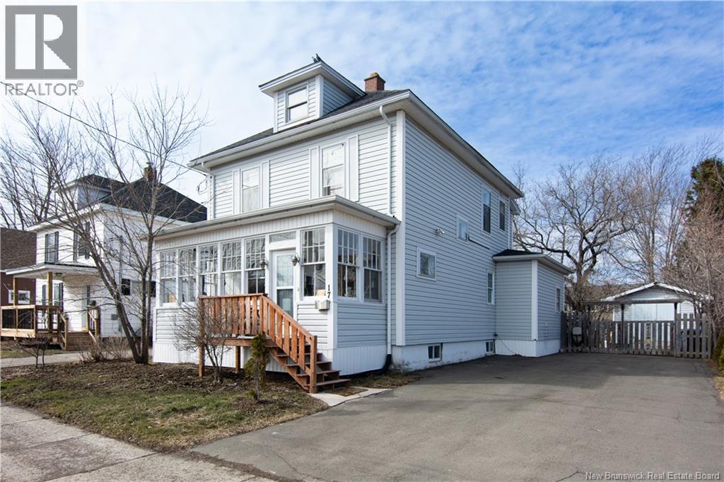 17 Chapman Street, Moncton, New Brunswick  E1E 1K6 - Photo 2 - NB135483