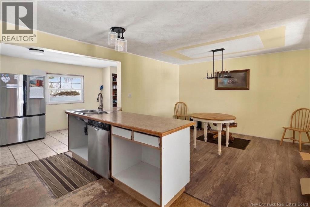 475 Sunset Drive, Dalhousie, New Brunswick  E8C 2M4 - Photo 10 - NB135634