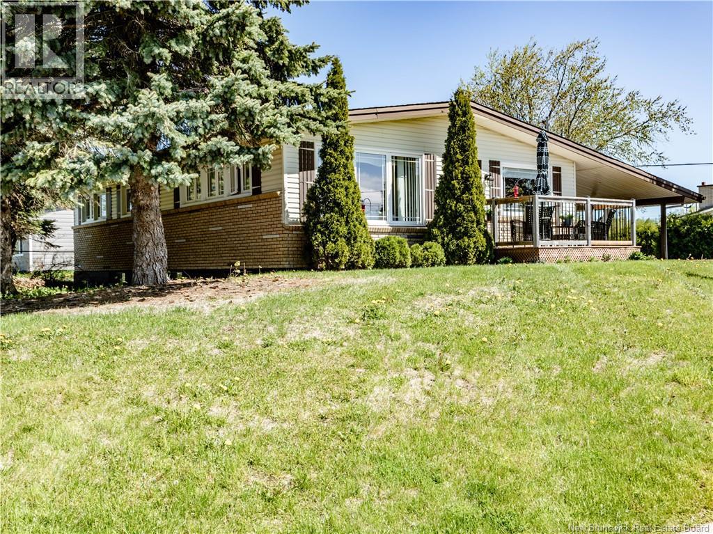 27 Richard Avenue, Bouctouche, New Brunswick  E4S 3T1 - Photo 2 - NB135631