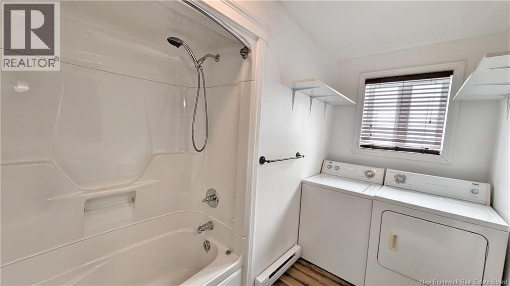 925-927 Victoria Avenue, Bathurst, New Brunswick  E2A 3K1 - Photo 10 - NB135798