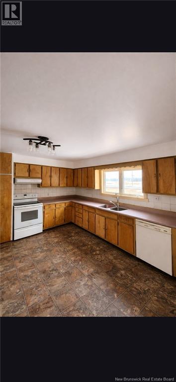 3109 Rue Morais, Bas-Caraquet, New Brunswick  E1W 6A5 - Photo 6 - NB135741