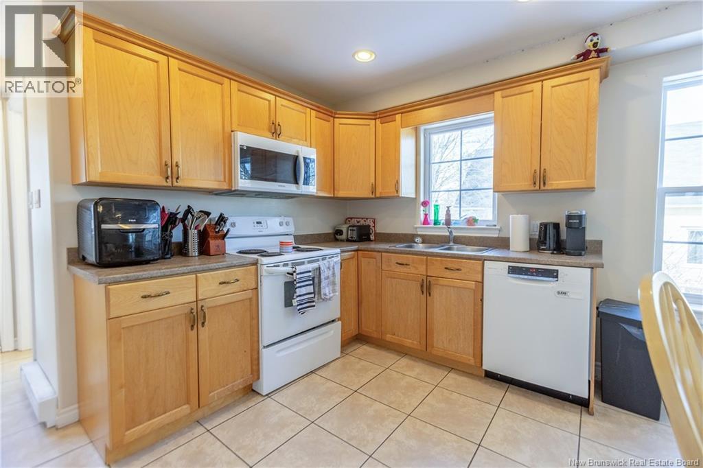 31 Charlotte Street, Sackville, New Brunswick  E4L 3T2 - Photo 8 - NB135819