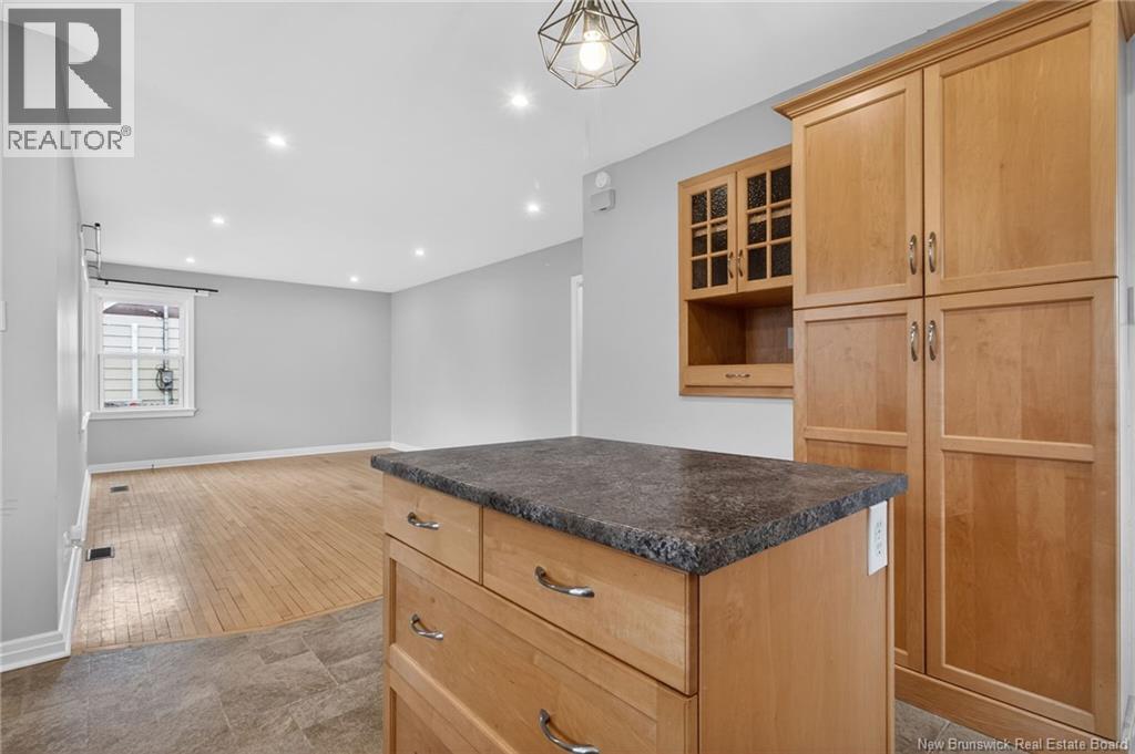 33 Hows Crescent, Moncton, New Brunswick  E1E 1S9 - Photo 7 - NB135918