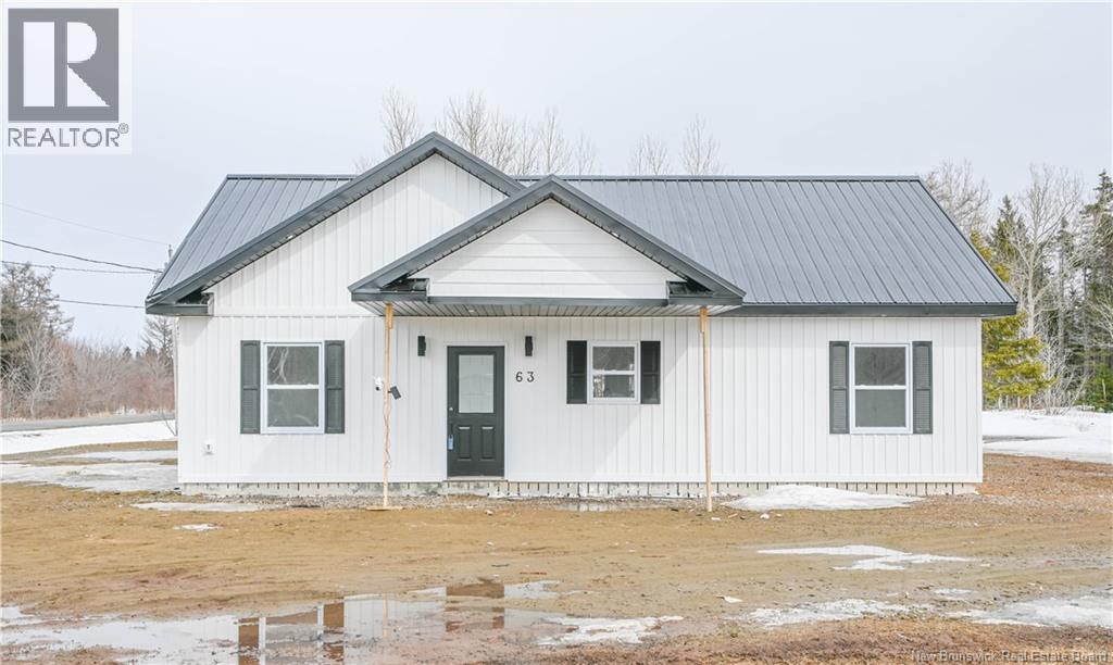 63 de la Tourbe Street, Lamèque, New Brunswick