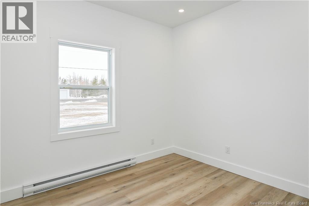 63 De La Tourbe Street, Lamèque, New Brunswick  E8T 1G5 - Photo 36 - NB135988