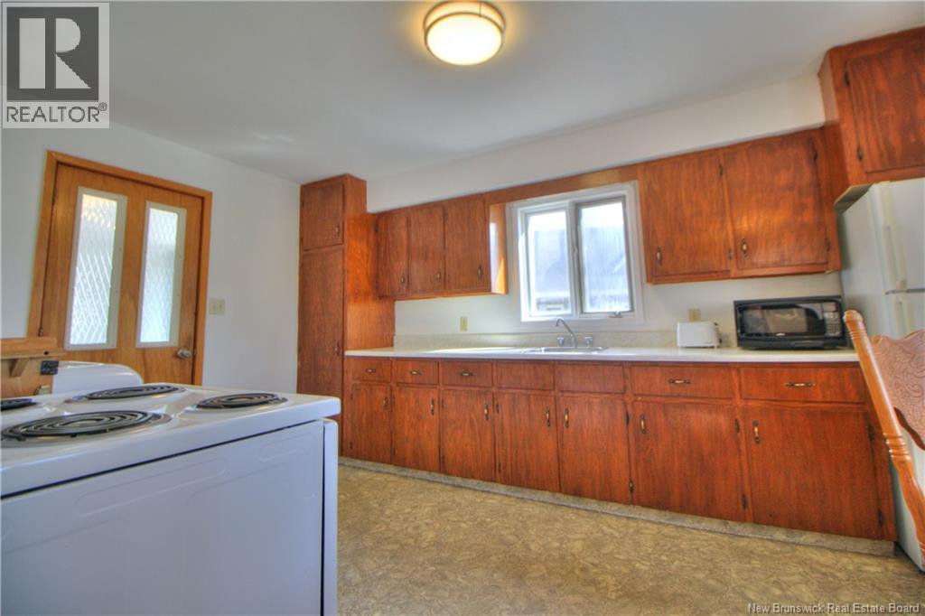 69 Bellevue, Saint-Louis-De-Kent, New Brunswick  E4X 1C2 - Photo 5 - NB135854