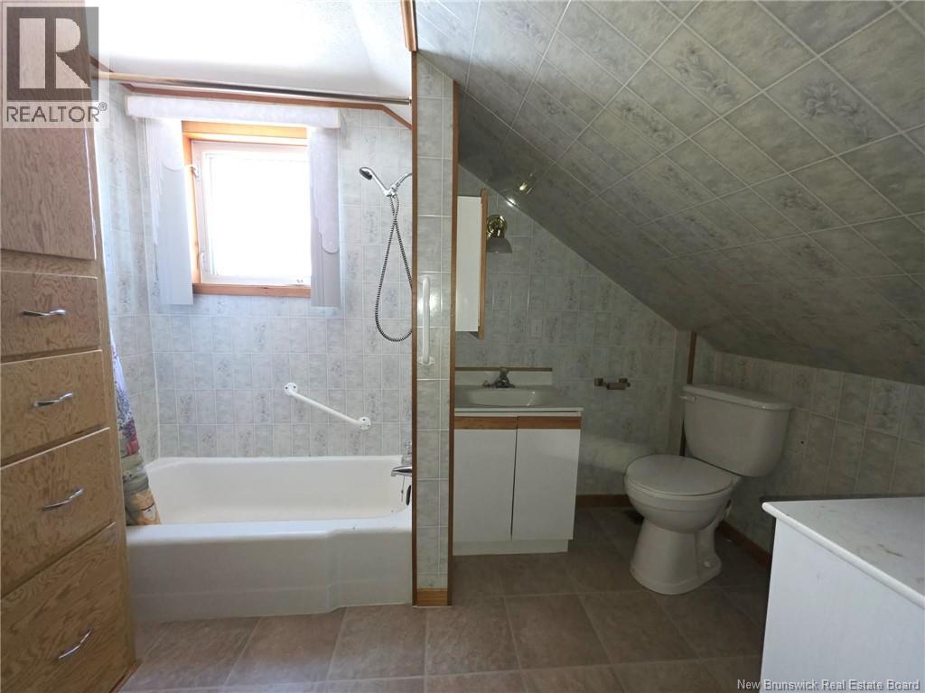 20 Roulston Avenue, Plaster Rock, New Brunswick  E7G 2R2 - Photo 24 - NB136041