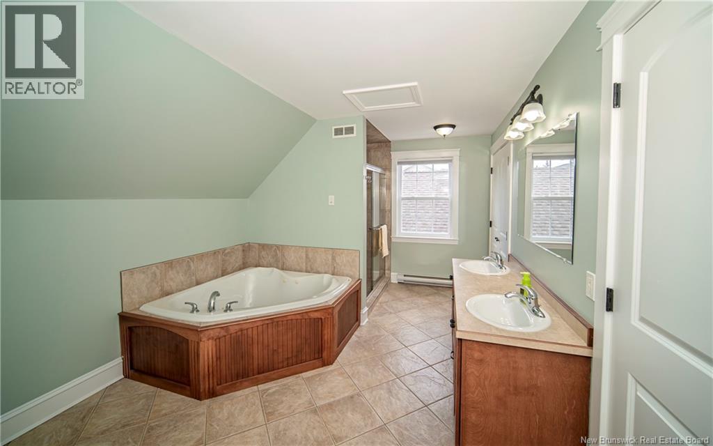 38 Red Maple, Fredericton, New Brunswick E3B 0E1 - Photo 18 - NB136077