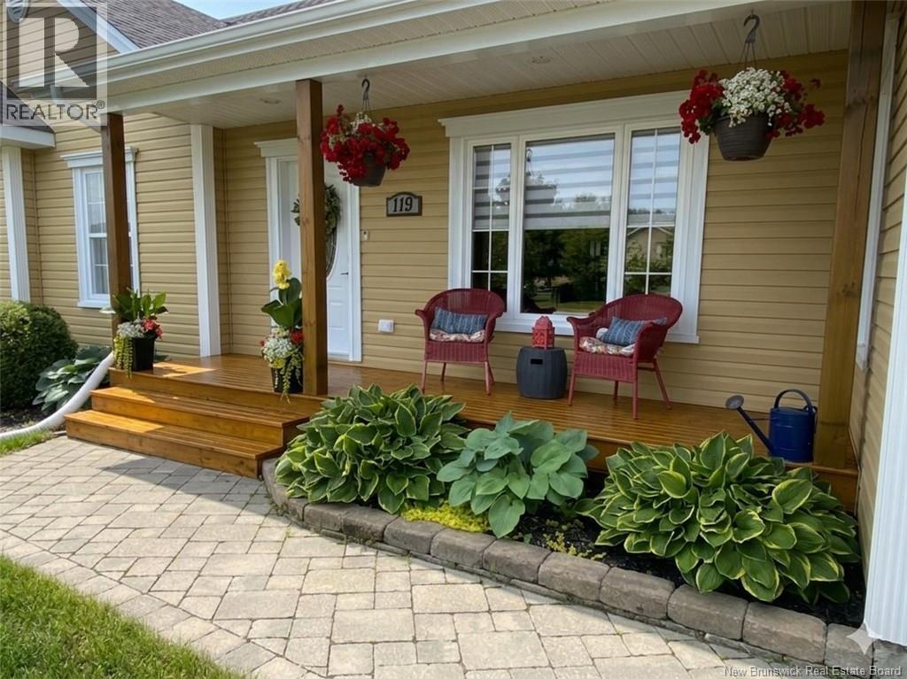 119 Peters Drive, Fredericton, New Brunswick  E3G 0G7 - Photo 2 - NB136279